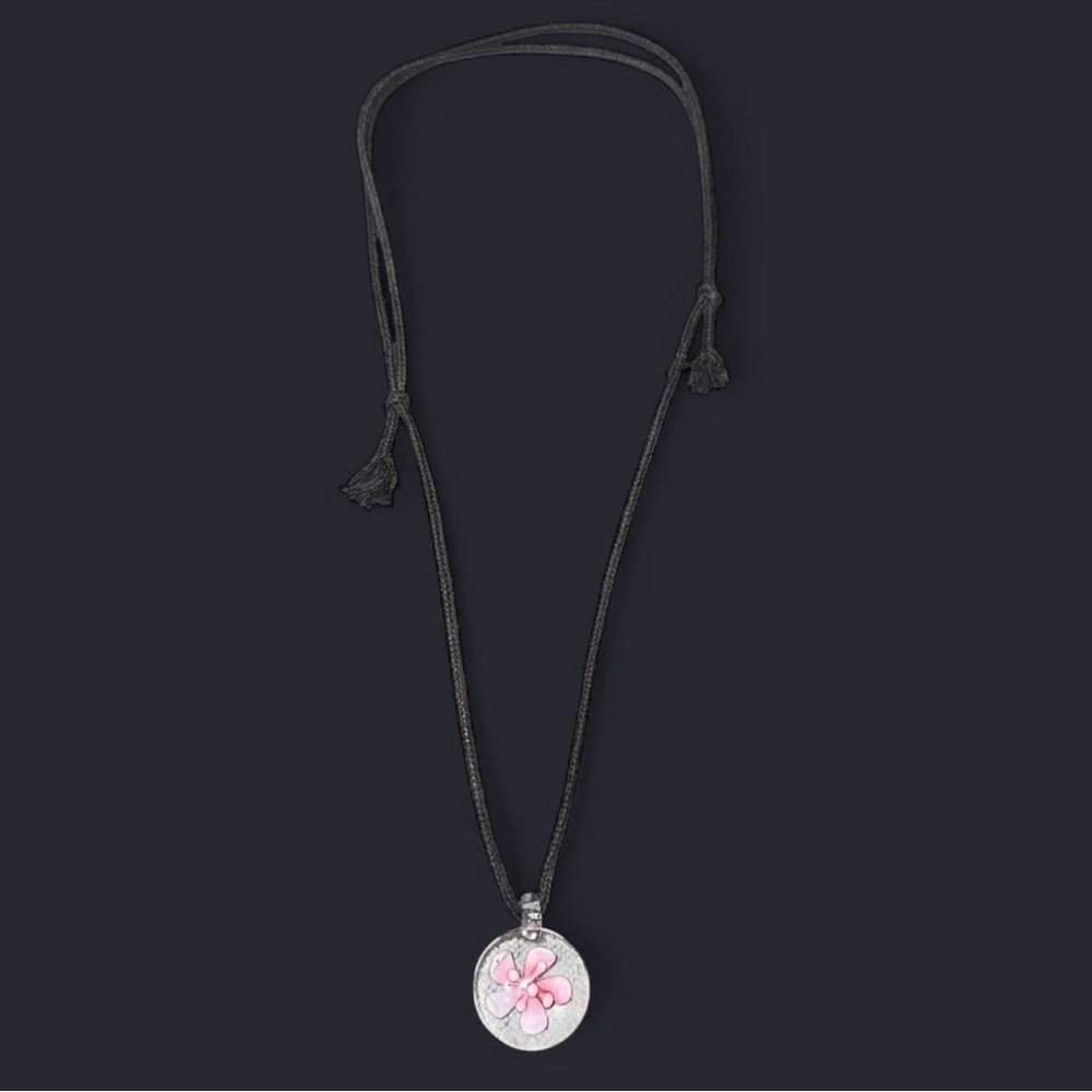 Elegant Pink Floral Glass Pendant Necklace
